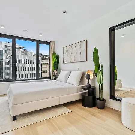 アパート Spacious 6th-floor Gem: Modernity Meets Comfort *