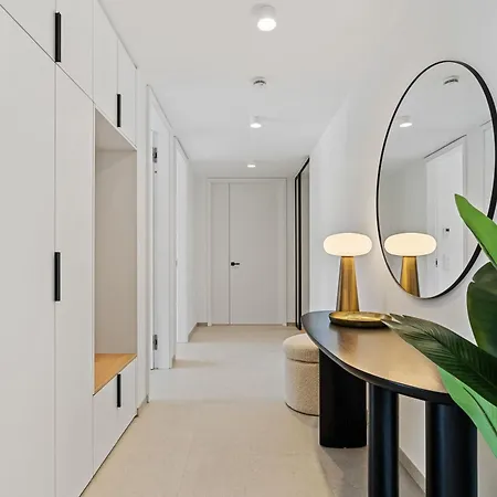 Spacious 6th-floor Gem: Modernity Meets Comfort ルクセンブルク