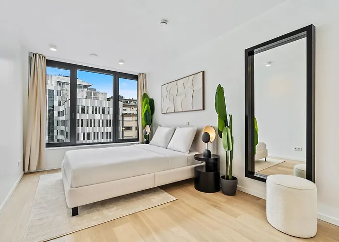 Appartamento Spacious 6th-floor Gem: Modernity Meets Comfort *