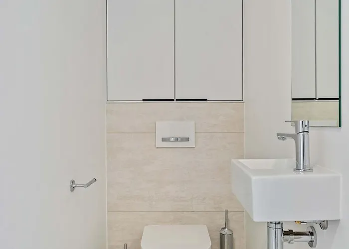 Spacious 6th-floor Gem: Modernity Meets Comfort Appartamento Lussemburgo